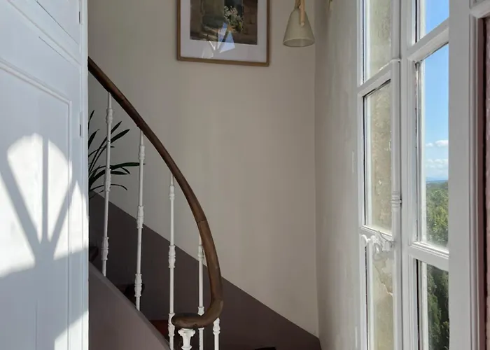Charmante Petite Maison Avec Vue Panoramique, En Centre Historique, Proche D'avignon, Ancienne, Renovee, Climatisee, Terrasse, Parking Public Gratuit * فينوف ليز أفيجْنْ